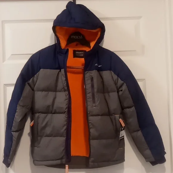 Eddie Bauer Boys' Classic Down Hooded Jacket NWT Sizes Small & Medium - Picture 2 of 5